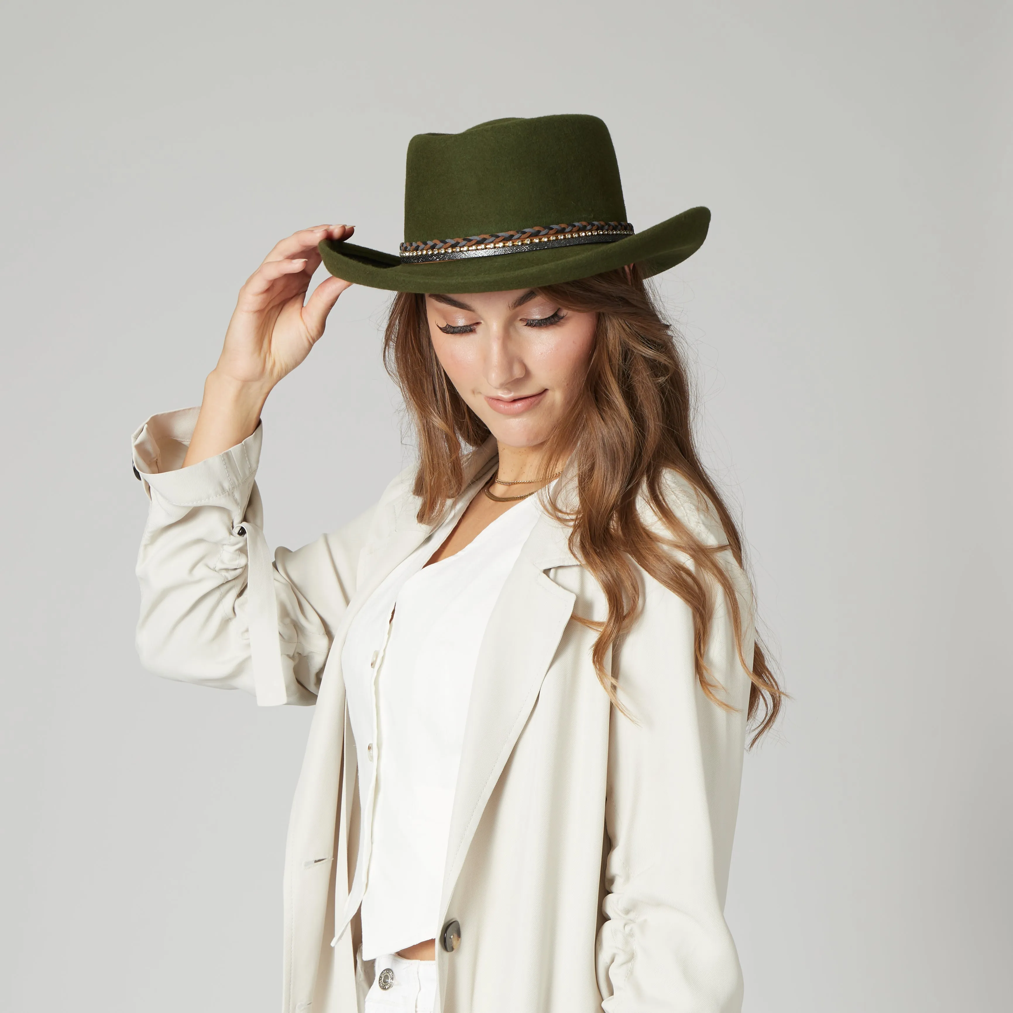 Ain't Me Babe - Women's Gambler With Rhinestone Braided Band
