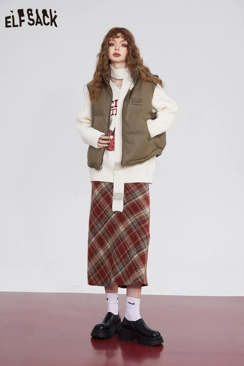 ELFSACK Christmas Y2K 2000s Gyaru Mini Skirt Women 2023 Winter Korean Fashion Bottom